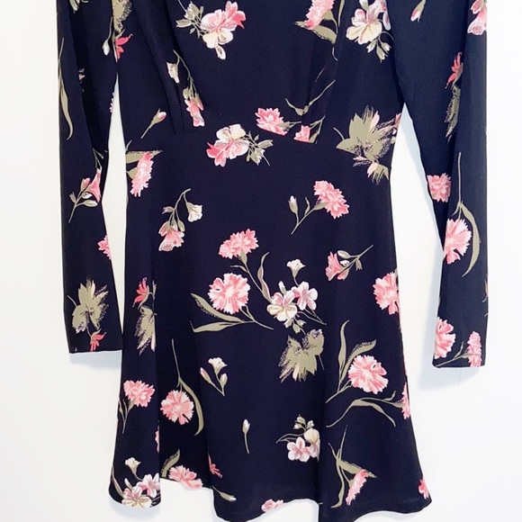 Lulu’s Kiefer Black floral minidress Size Small - Picture 5 of 14